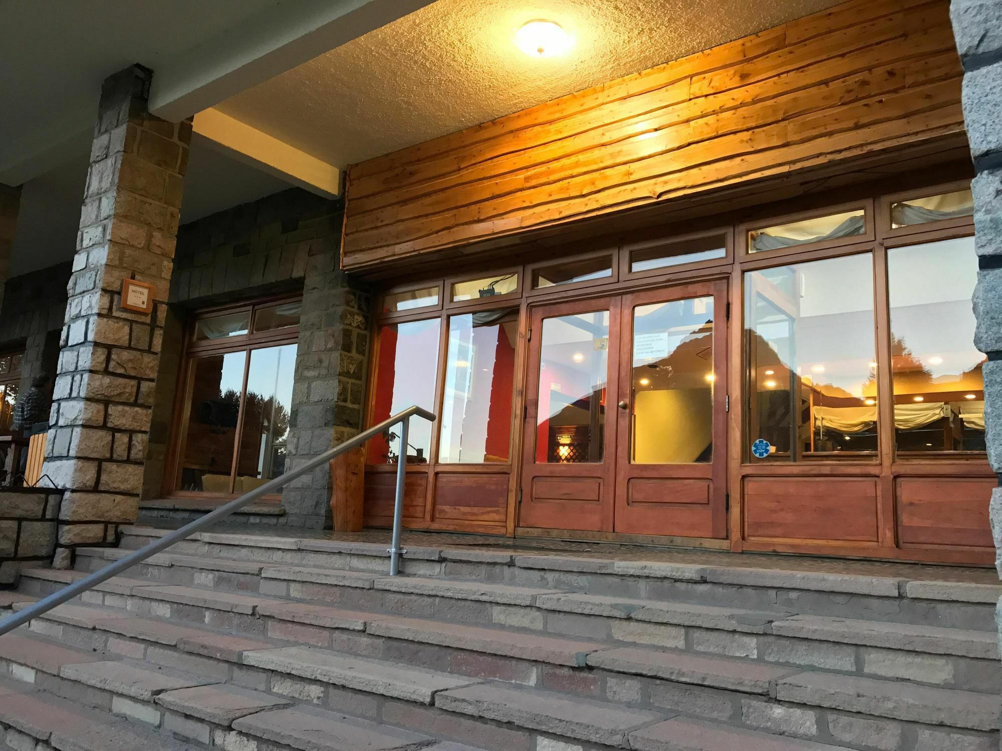 Hotel Alun Nehuen 3*